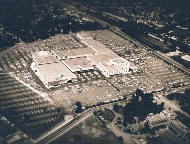 Stanford Shopping Center